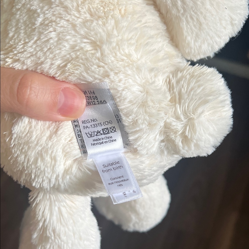 Bashful Cream Jellycat Bunny - Picture 5 of 5